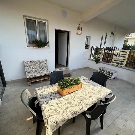 J&m House * Fondi