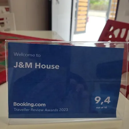 J&m House Holiday home