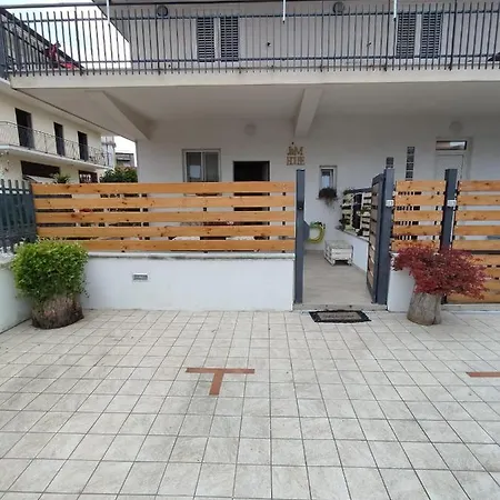 J&m House Holiday home Fondi